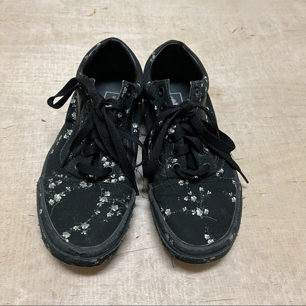 Rare Vans Midnight Black Floral Sneakers Size 7